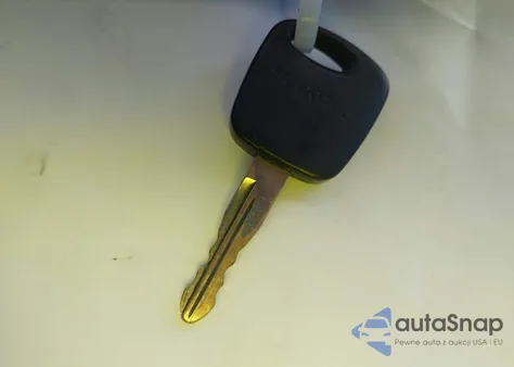 2000 Ford Mustang from USA, damaged, VIN 1FAFP444XYF102477